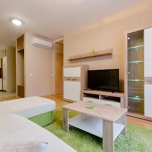 https://broadway-apartments.inbudapesthotels.com